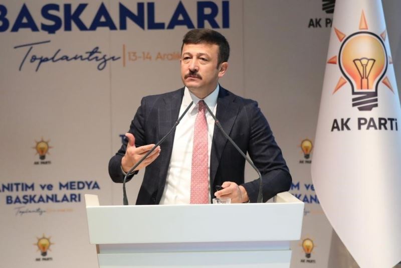 İzmir’deki 4 partide aday adayı bolluğu
