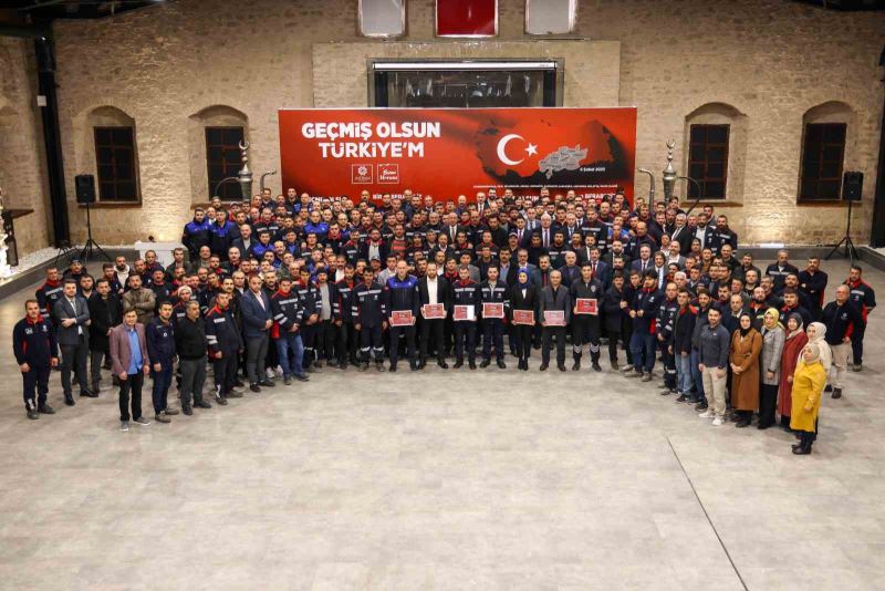 Deprem bölgesinde görevli personele Başkan Kavuş’tan teşekkür
