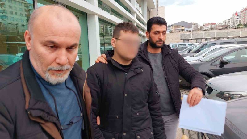 Okulda annesini öldüren çocuğun yargılanmasına başlandı: 39 yıla kadar hapis istemi
