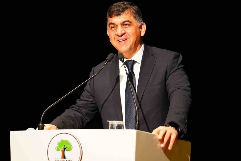 Şehitkamil’deki öğrencilere 4 bin TL nakdi destek verildi
