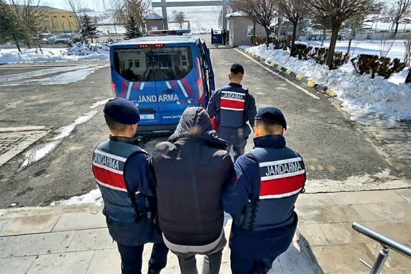 Aksaray’da 10 yıl hapis cezası bulunan şahıs yakalandı
