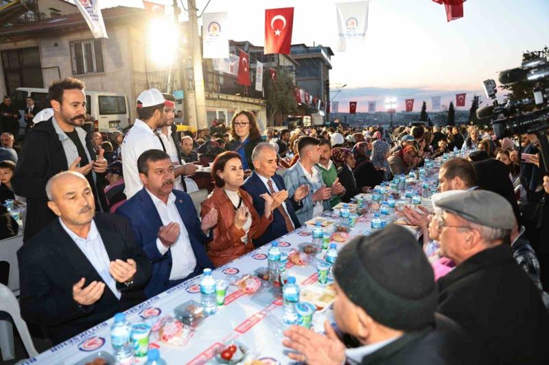 Büyükşehir üç ayrı koldan iftar geleneğini yaşatıyor
