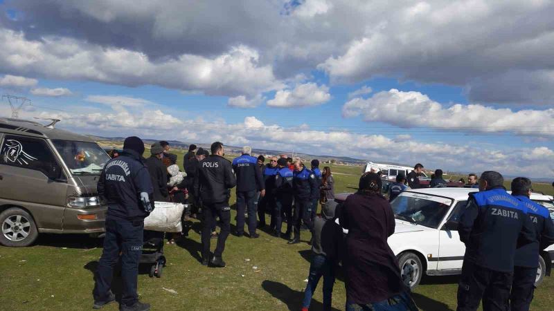 Afyonkarahisar’da konargöçer şahıslara yönelik operasyon
