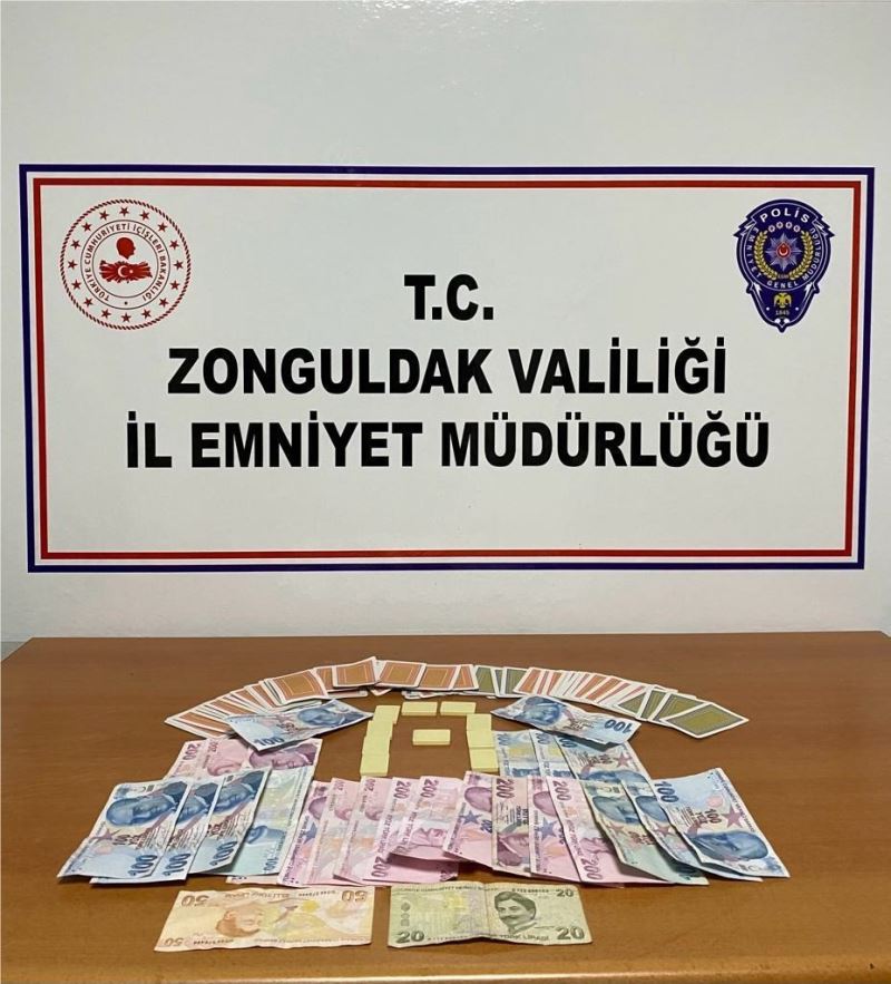 Kumar baskınında para cezası yağdı
