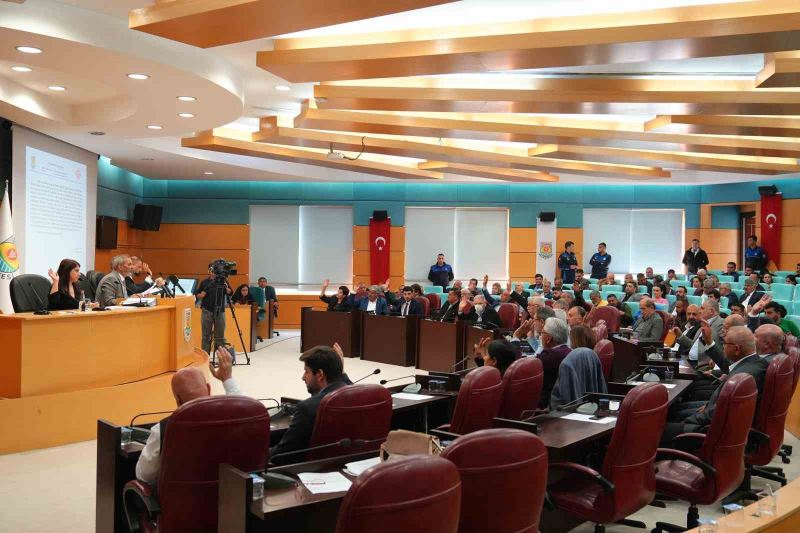 Tarsus’ta oto galeri sitesi projesi bir kez daha reddedildi
