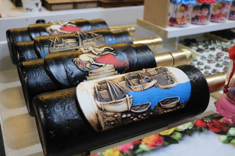 1 TL’ye aldığı atık şişeleri Avrupa’ya 50 euroya satıyor
