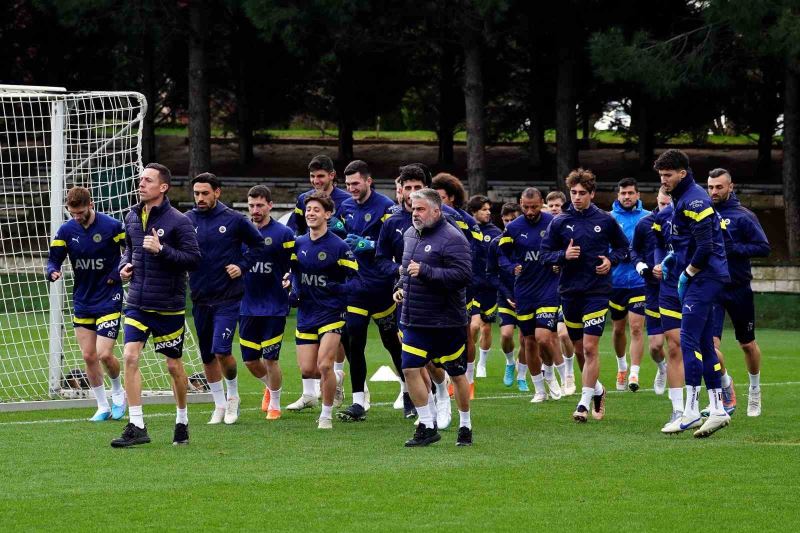 Fenerbahçe, Beşiktaş derbisinin hazırlıklarını sürdürdü
