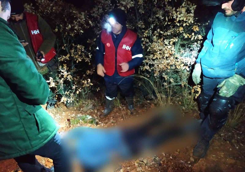 Kayıp Alzheimer hastası yaşlı adamın cansız bedeni bulundu
