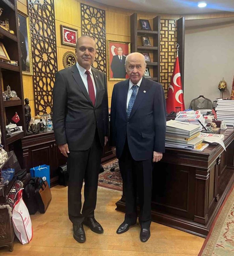Başkan Uzundemir Genel Başkan Bahçeli’yi ziyaret etti
