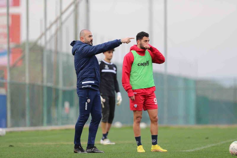 Gökhan Ünal, 1 galibiyette kaldı
