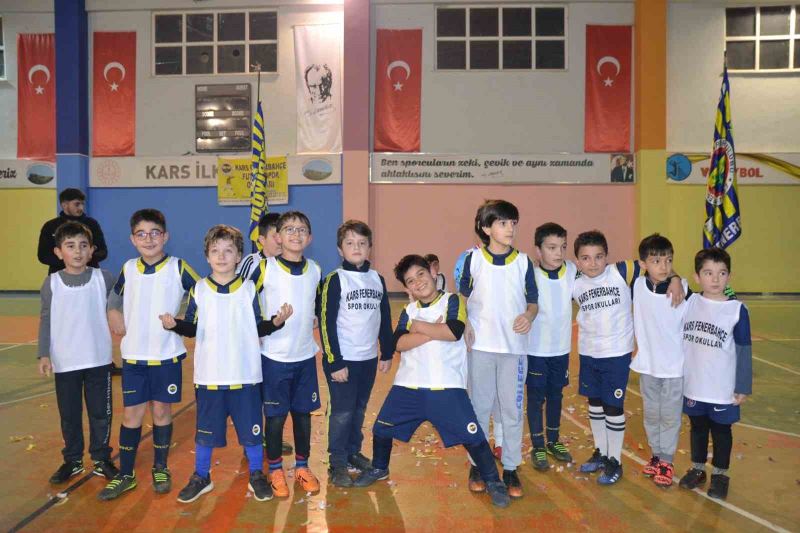 Kars’ın alt yapısına Fenerbahçe desteği
