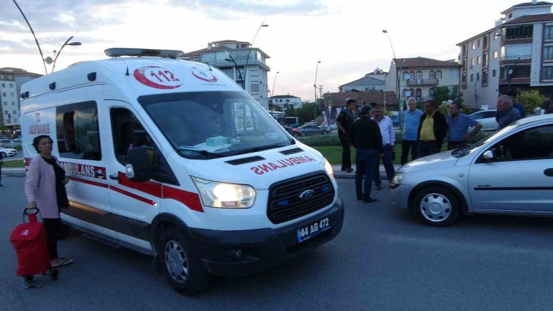 Otomobilin çarptığı yaya yaralandı
