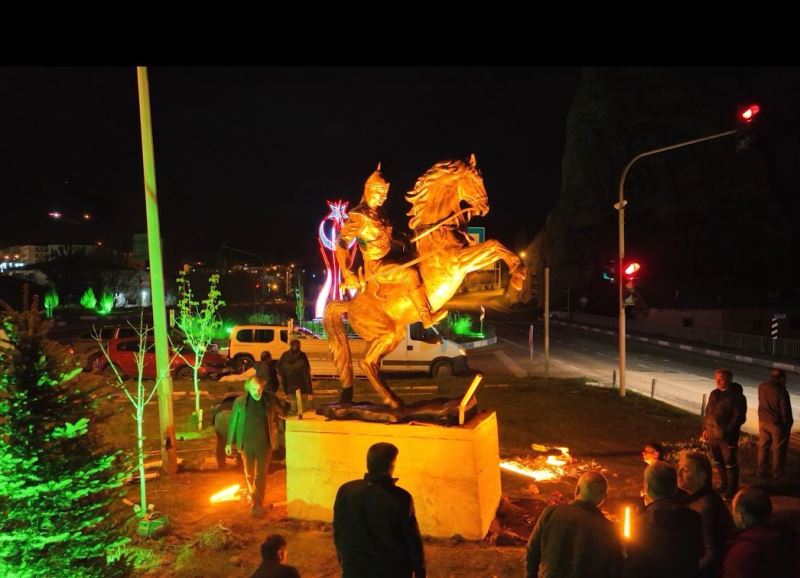 Tortum’a Sultan Alparslan anıtı
