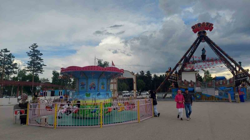 Gondol kazasında canını zor kurtardı
