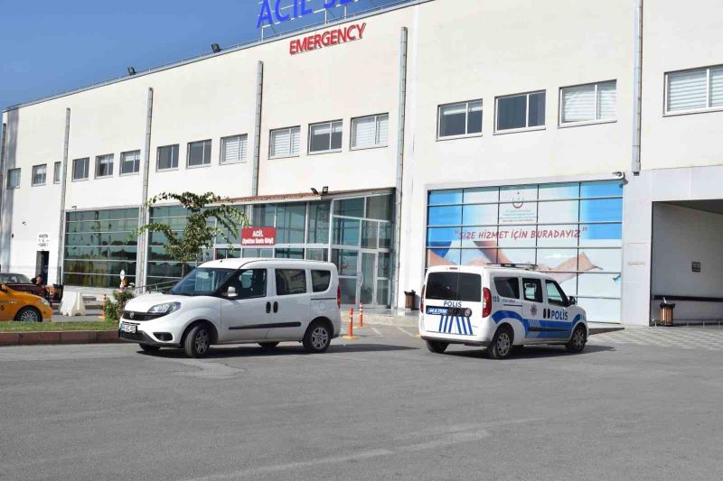 Kontrolden çıkan motosiklet kaza yaptı: 2 yaralı
