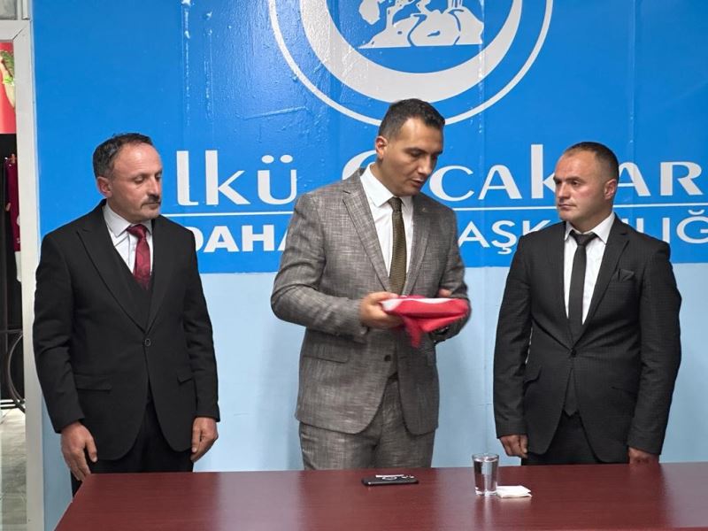 Ülkü ocaklarında devir teslim töreni
