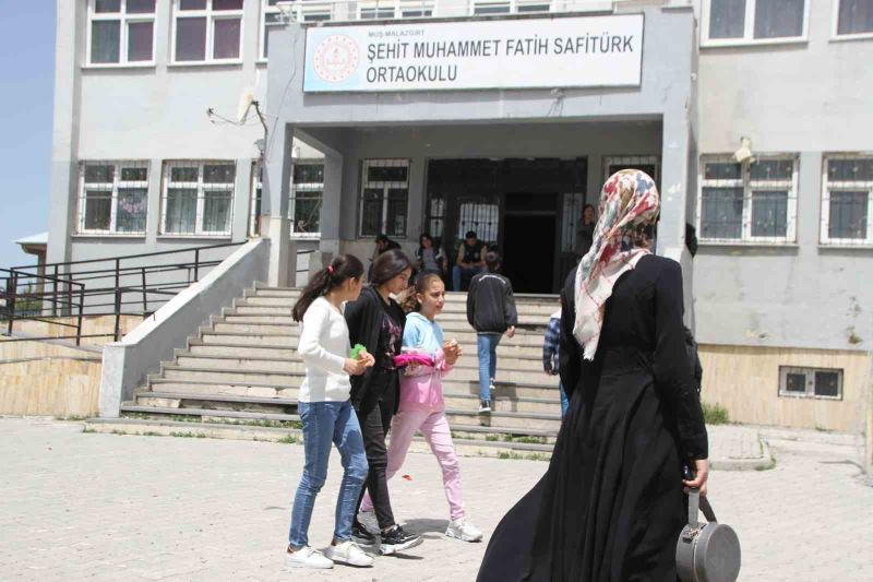Malazgirt’te LGS heyecanı
