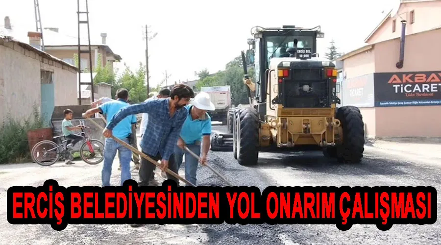 Erciş Belediyesinden yol onarım çalışması