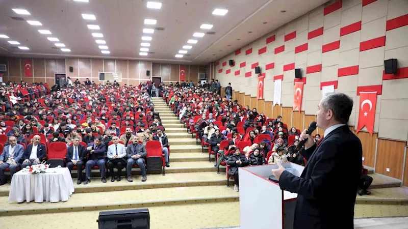 Ağrı’da “Yüreğimdesin Kudüs” temalı resim yarışmasında ödüller sahiplerini buldu