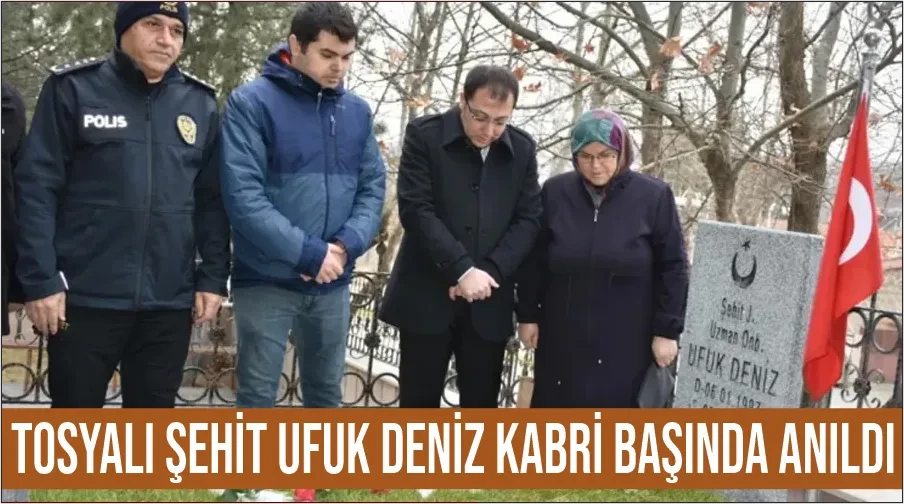 Tosyalı şehit Ufuk Deniz kabri başında anıldı