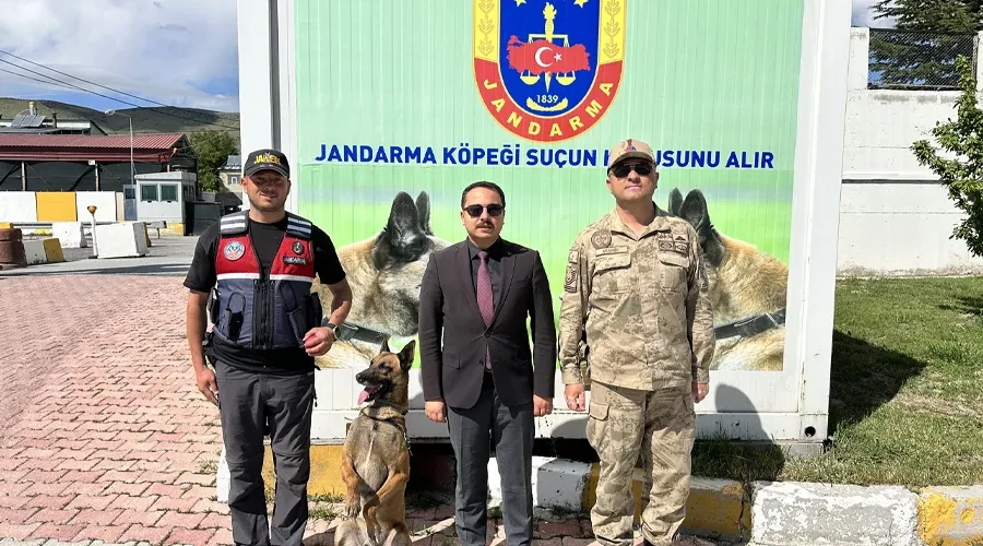 Muradiye Kaymakamı Aydoğan, Jandarma Ekiplerine Moral Ziyareti Gerçekleştirdi 