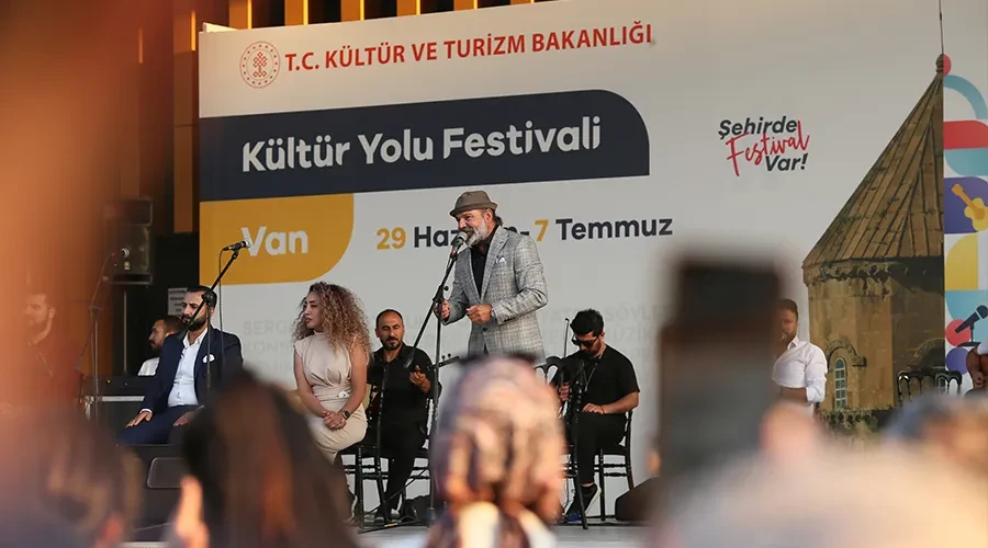 Van Kültür Yolu Festivali 5. Gününde Tüm Coşkusuyla Devam Ediyor