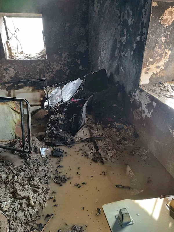 Van’ın Başkale ilçesinde ev yangını