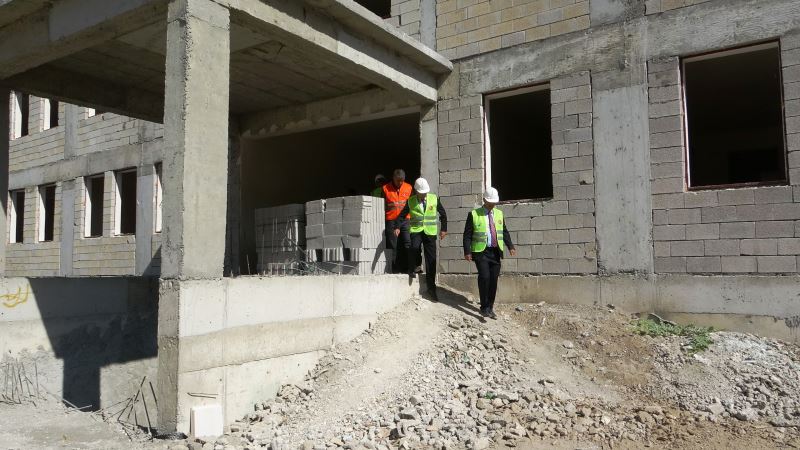 İpekyolu ilçesinin derslik sorunu çözülüyor