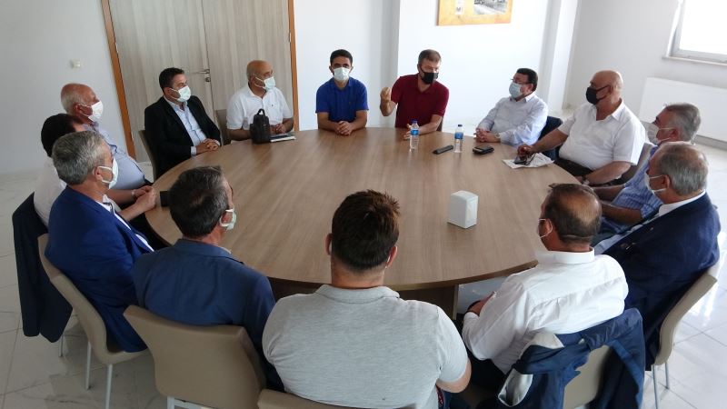Saha Koordinatörü Dr. Akar, Vanlı kanaat önderleriyle bir araya geldi