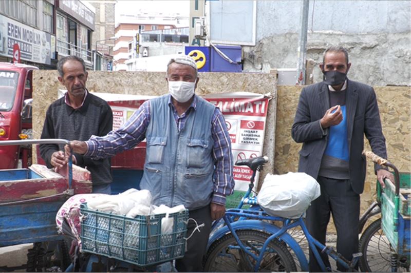 Van’da 3 tekerlekli Hamallar, işsizlikten yakındı