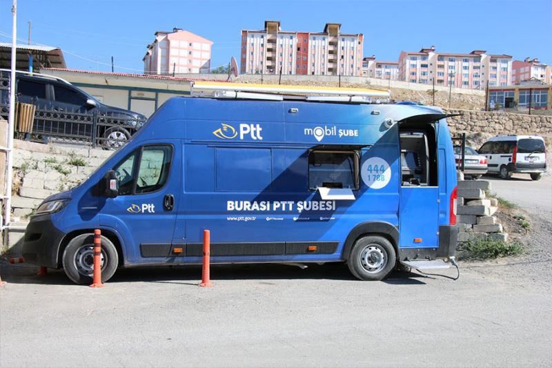 Edremit’te PTT Mobil Aracı hizmet vermeye başladı