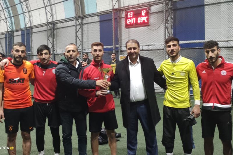 Bahçesaray’da futbol turnuvası