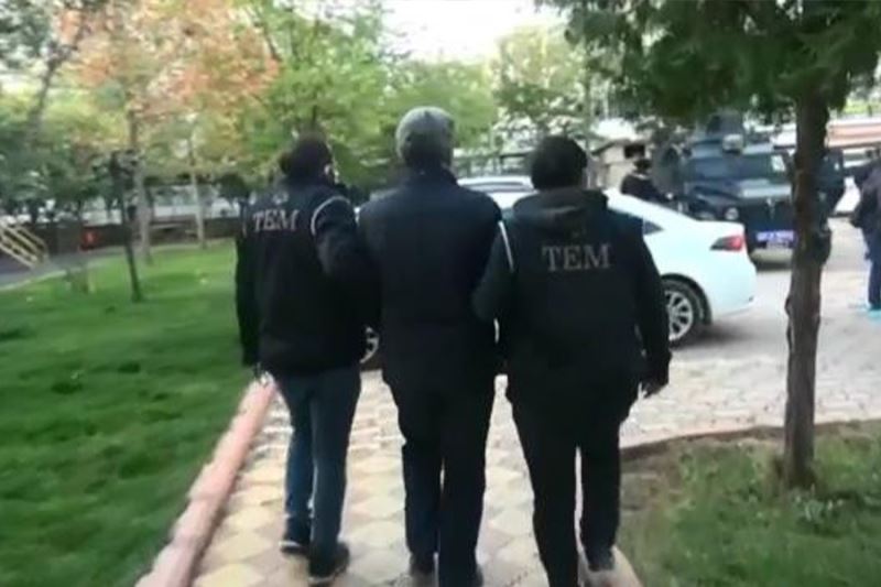 Diyarbakır’daki terör operasyonunda gözaltı sayısı 19’a yükseldi