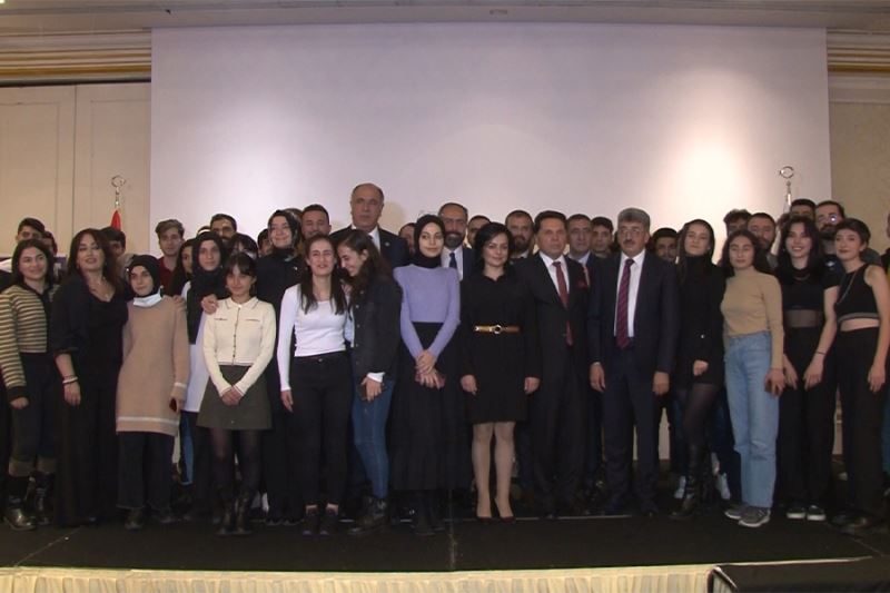 Vanlı iş adamlarıyla öğrenciler bir araya geldi