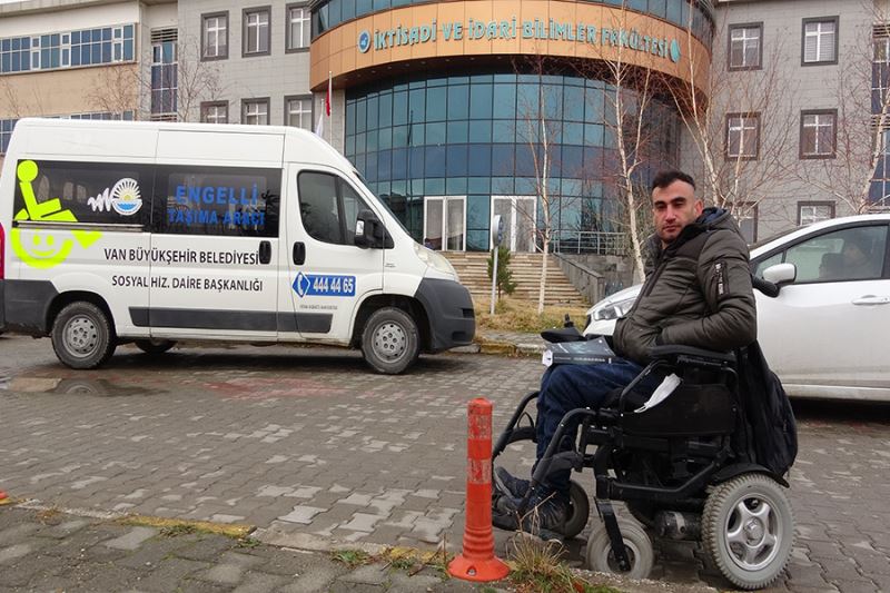 Bedensel engelli üniversite öğrencisi artık derslerine geç kalmıyor