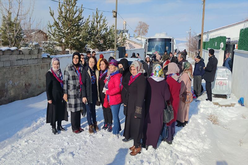 Trabzon’dan Van’a Gönülden Gönüle Bordo-Mavi projesi