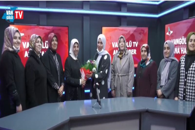 Ak Parti kadın kolları başkanı 10 Ocak çalışan gazeteciler günümüzü kutladı