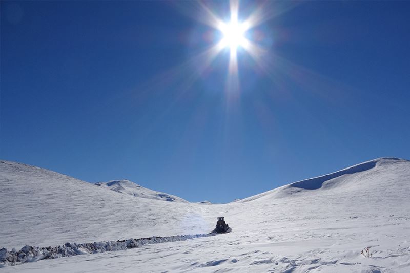 Çığ riski bulunan mahallelere 15 gün sonra ulaşıldı