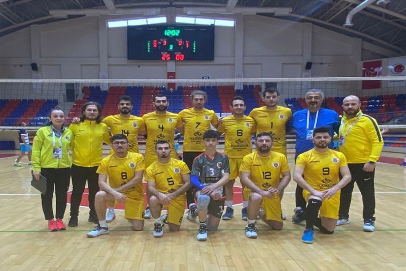 Gölcük İşitme Engelliler Erkekler Voleybol Takımı finalde