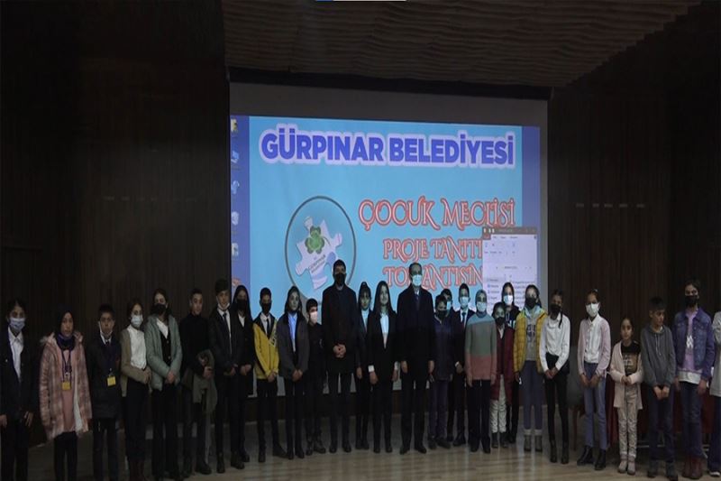 Gürpınar Belediyesi Çocuk Meclisi proje tanıtım toplantısı düzenledi
