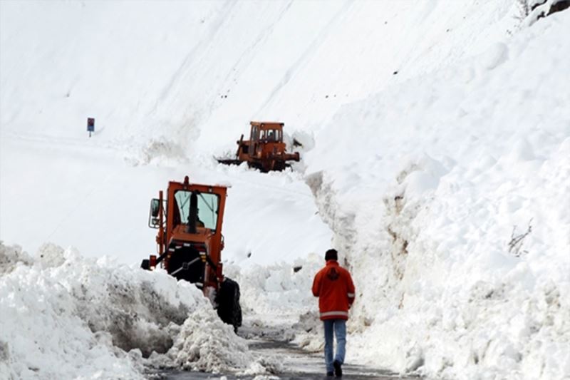 Meteorolojiden çığ, buzlanma ve don uyarısı