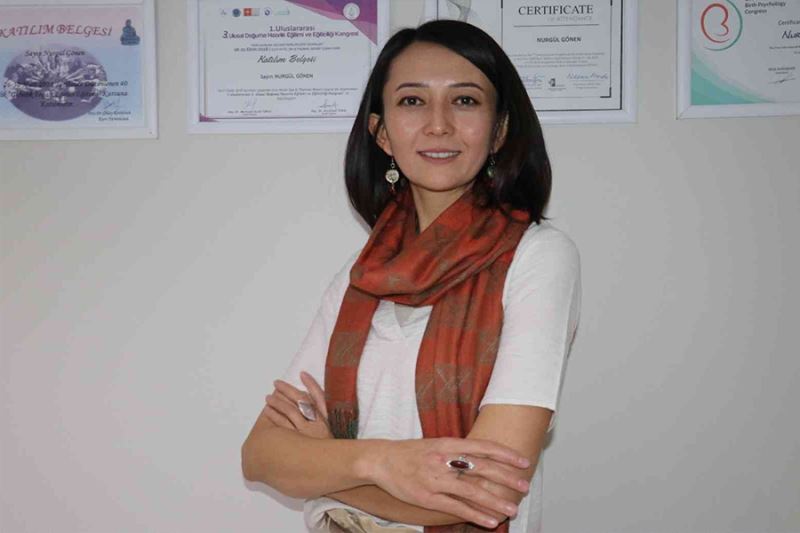 Uzmanlardan anne adaylarına uyarı “Doğumu korkuyla değil coşkuyla karşılayın”