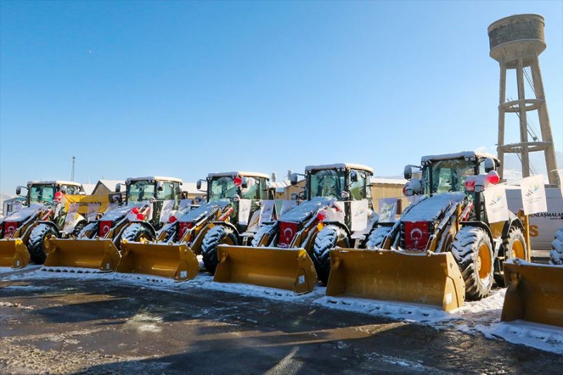 Van Büyükşehir Belediyesi araç filosona 57 yeni araç ekledi