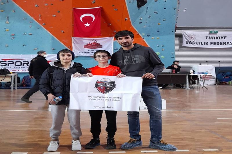 Van Büyükşehir Belediyesinin sporcuları Türkiye şampiyonasına katılmaya hak kazandı