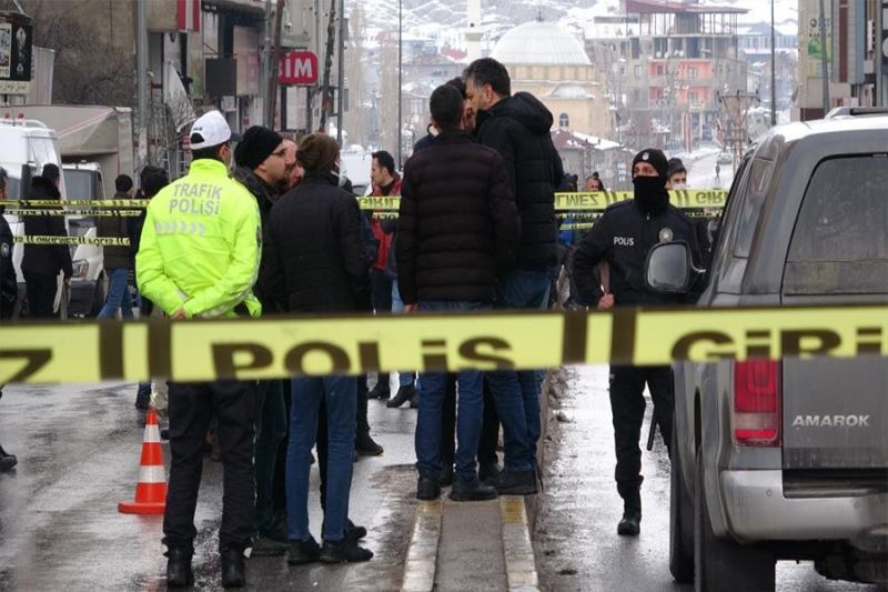 Van’da eşi ve yanındaki adamı öldüren koca tutuklandı