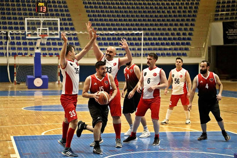 Van’da kurumlar arası basketbol turnuvası