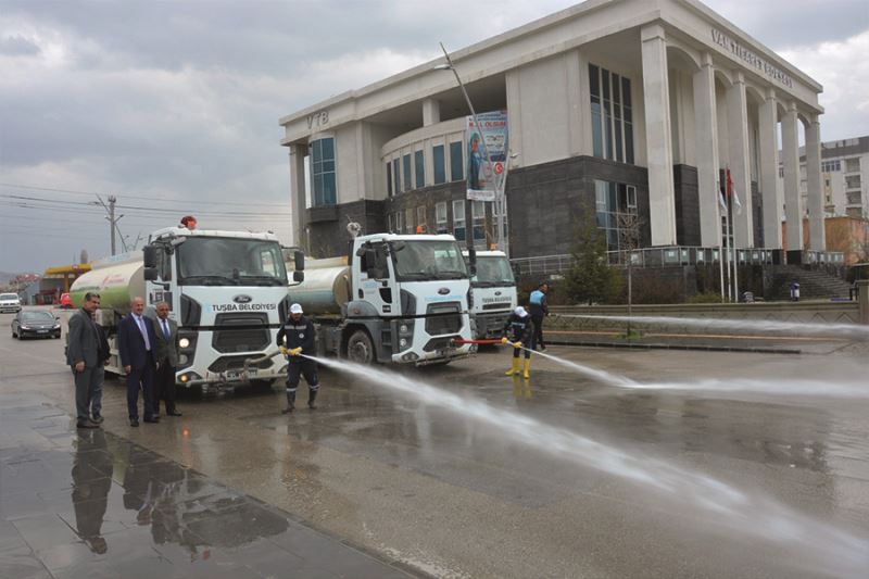 Tuşba Belediyesinden bayram temizliği