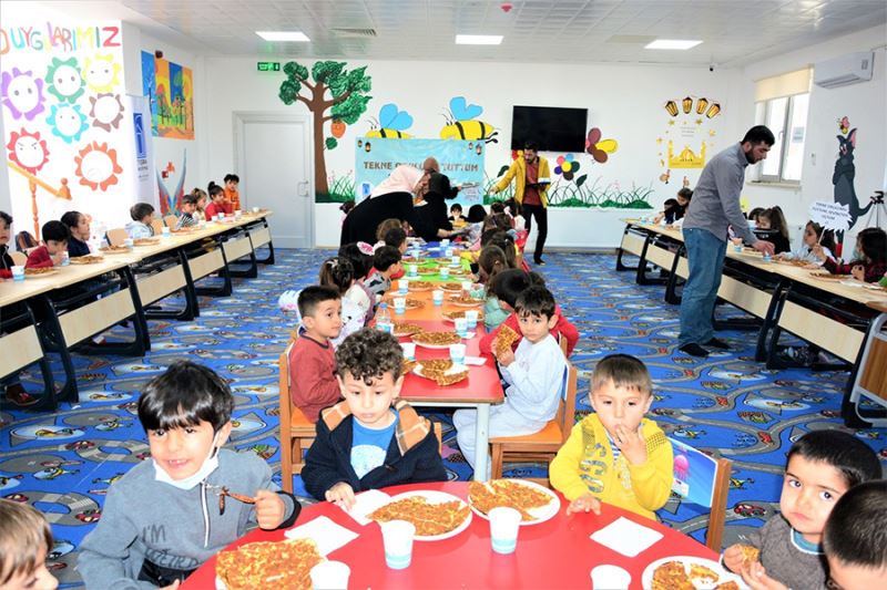 Tuşba Belediyesi’nden ‘Tekne orucu’ tutan çocuklara iftar