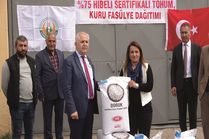 Van’da 15 ton kuru fasulye tohumu dağıtıldı