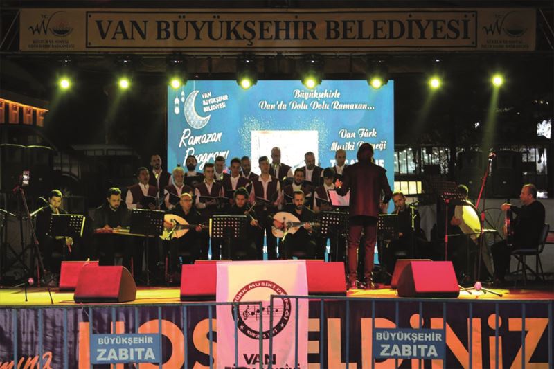 Van’da tasavvuf musikisi konseri gönüllere hitap etti